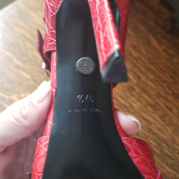 Emilio Pucci Crocodile Sandals - Picture 3 of 4